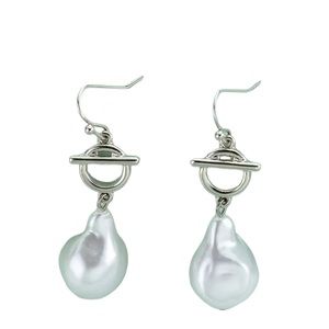 Minimalist Baroque Style Pearl Drop Earrings